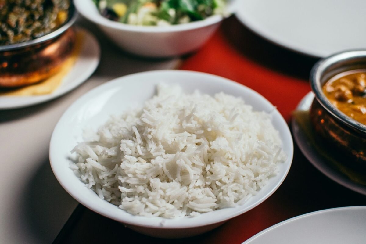 Informe reveló la presencia de arsénico en más de 100 marcas de arroz en EE UU