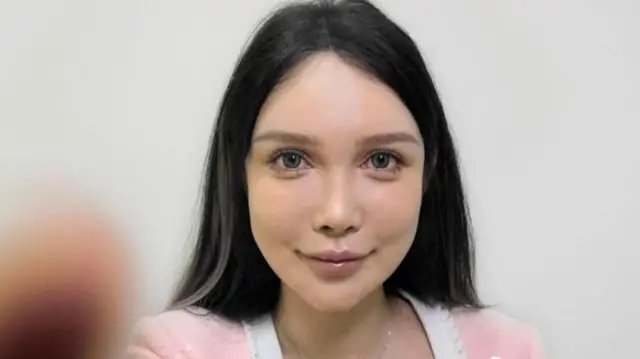 Image default