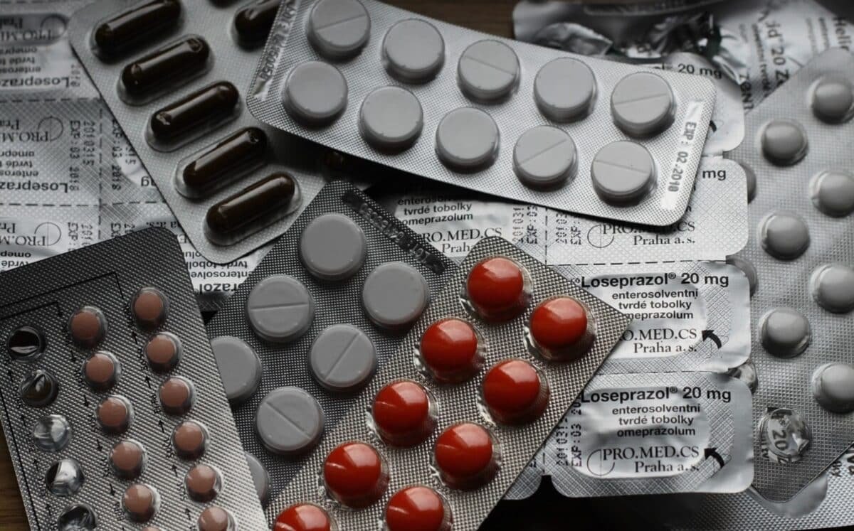 Un estudio identificó con precisión los medicamentos más tóxicos para el hígado