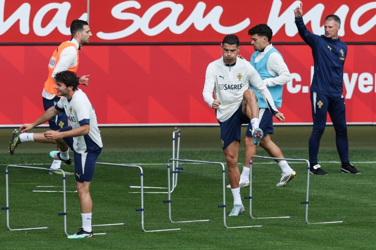 Cristiano Ronaldo dijo que no descarta jugar junto a Lionel Messi en un futuro