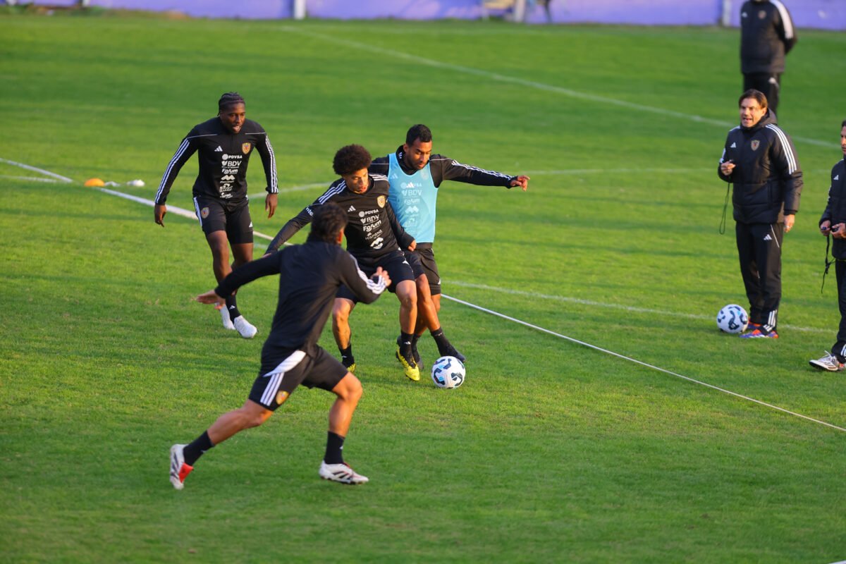 En imágenes: así fue el entrenamiento de la Vinotinto en Montevideo previo a su partido contra Uruguay