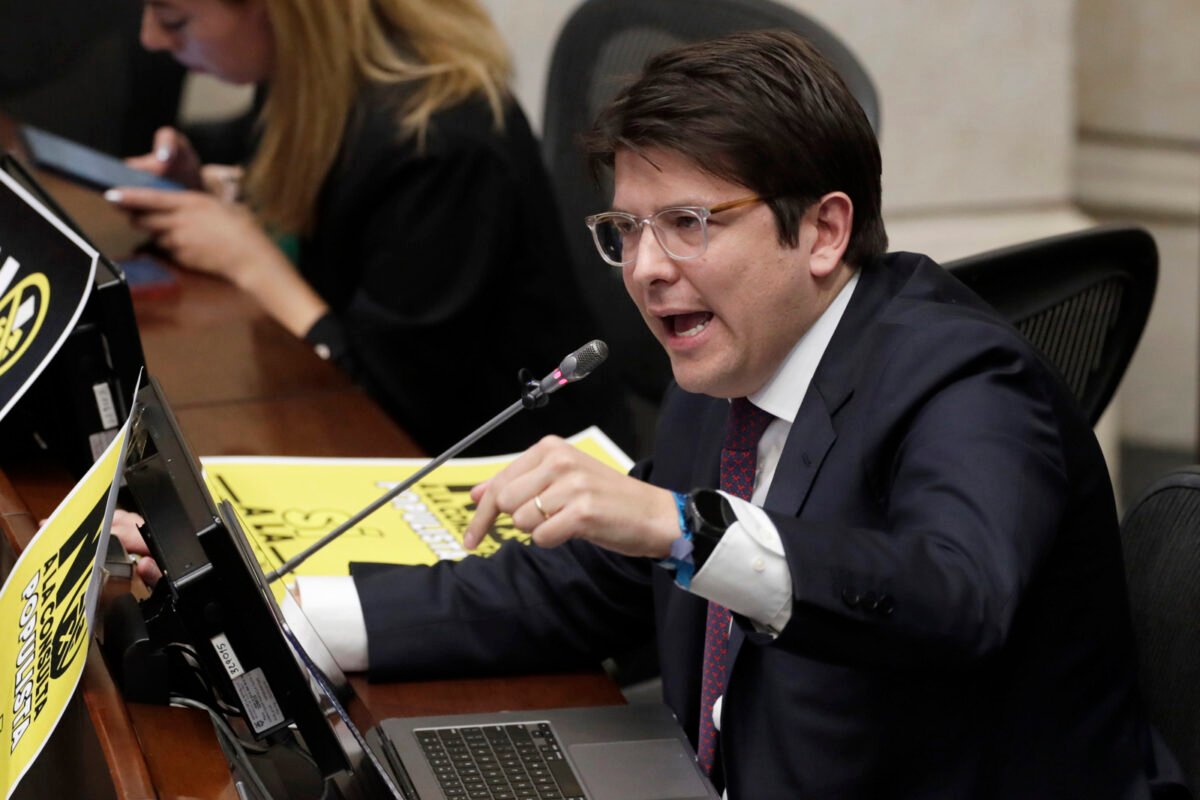 BORRADOR Murió Miguel Uribe Turbay, el senador colombiano que sufrió un atentado en Bogotá
