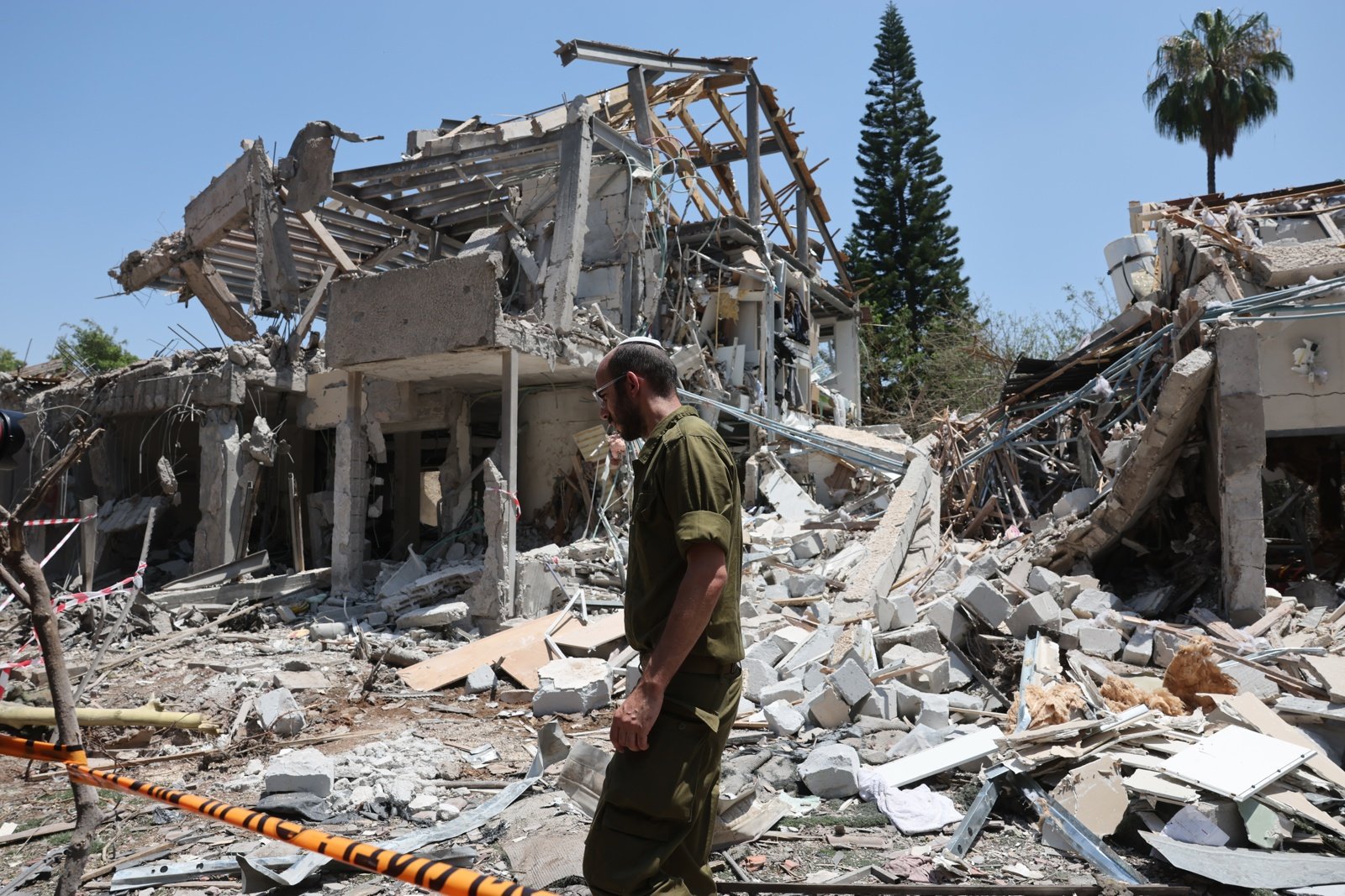 Misiles iraníes destruyeron 240 edificios en Israel