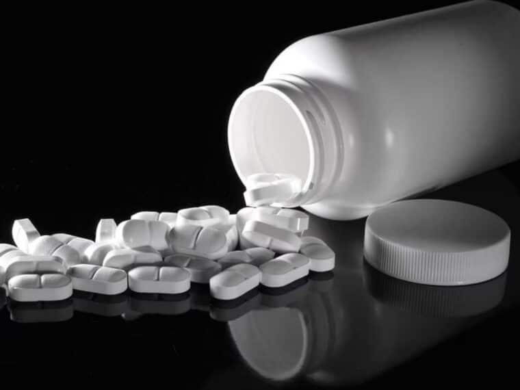 ¿Qué es el fentanilo y por qué es conocida como la “droga zombie”?