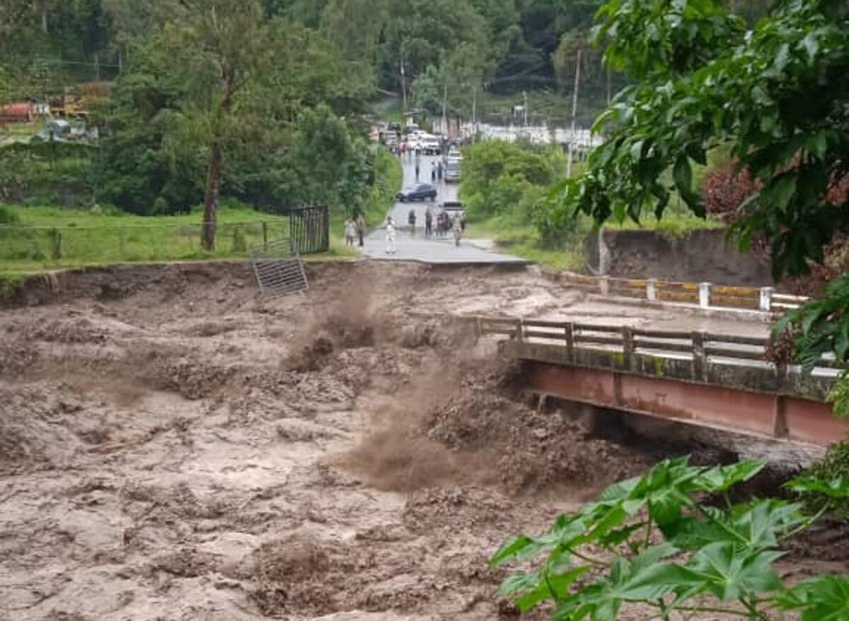 Gobierno ordenó atención inmediata en los Andes venezolanos por deslizamientos y desbordamiento de ríos producto de las lluvias