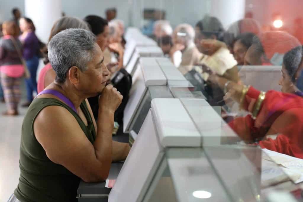 ¿Cuáles son los requisitos para poder solicitar la pensión por primera vez en Venezuela?