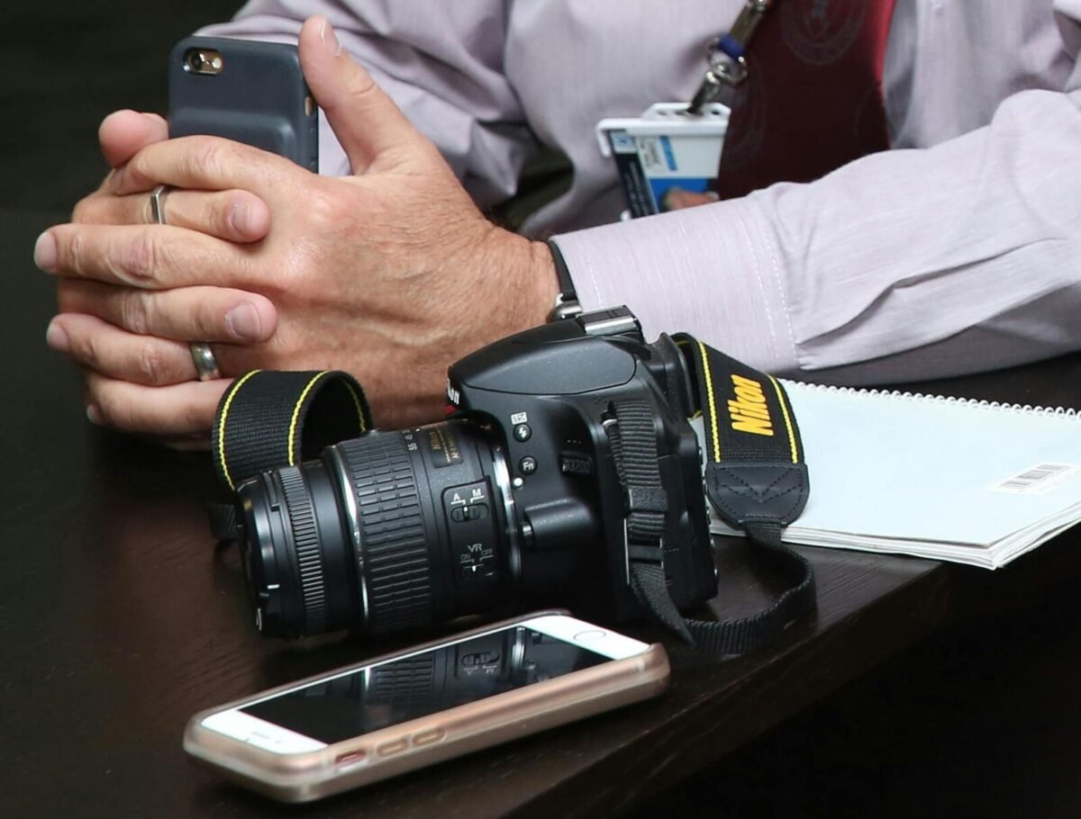 Dictaron privativa de libertad contra la periodista Nakary Mena Ramos y su esposo: los detalles