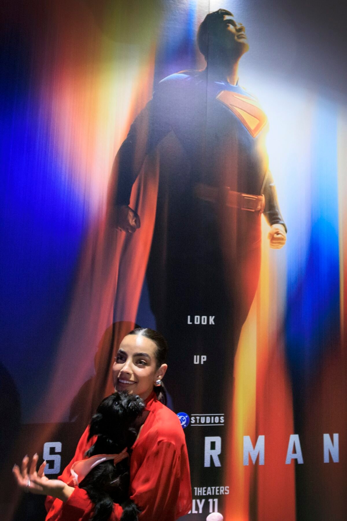 La actriz venezolana María Gabriela de Faria se identifica con el nuevo Superman inmigrante