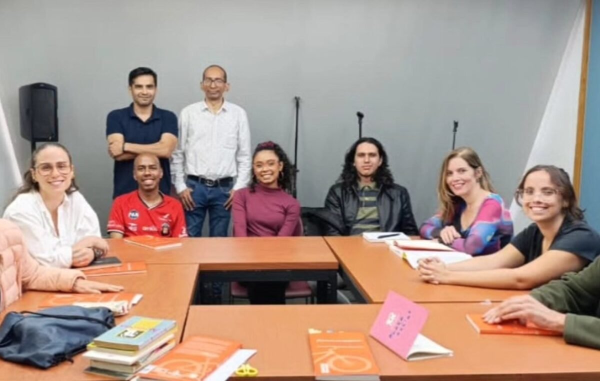 Clubes de lectura en Caracas: espacios para compartir la magia de la literatura