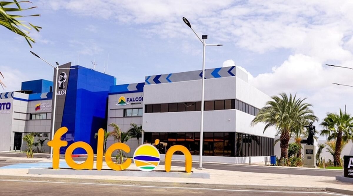 Aeropuerto de Coro reactivó sus vuelos comerciales con una ruta hacia Caracas