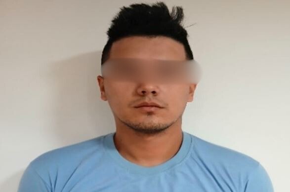 Image default