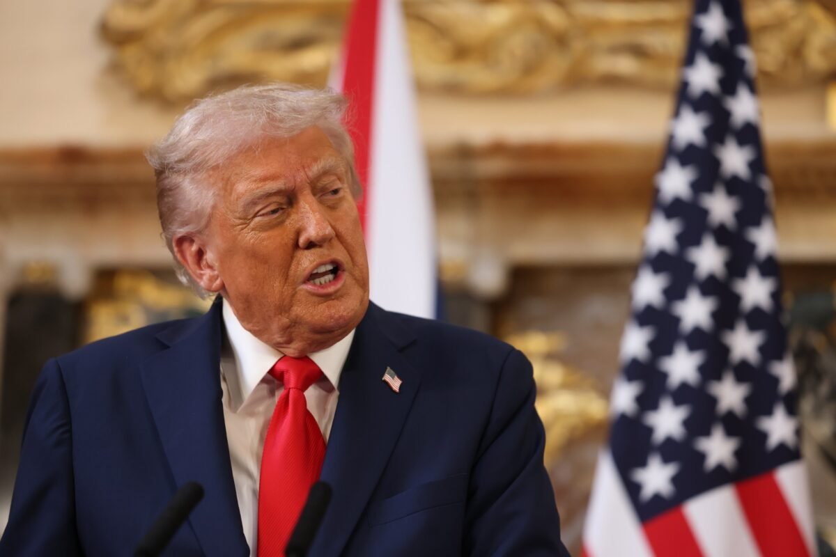 Trump negó conversaciones con su equipo de gobierno para preparar un "cambio de régimen" en Venezuela