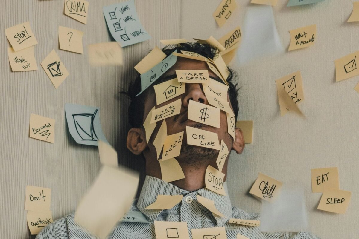 ¿Qué es el multitasking y cómo contrarrestar sus efectos negativos en el bienestar emocional?