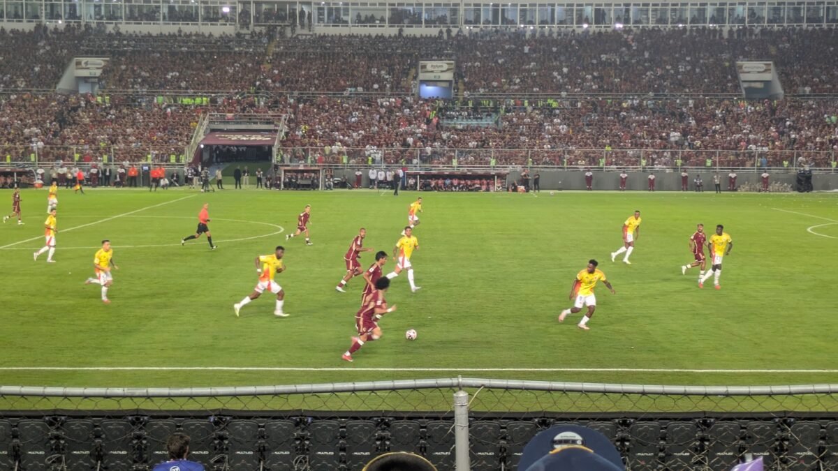 Corazón roto en Maturín: la derrota que ahogó la ilusión del fanático vinotinto
