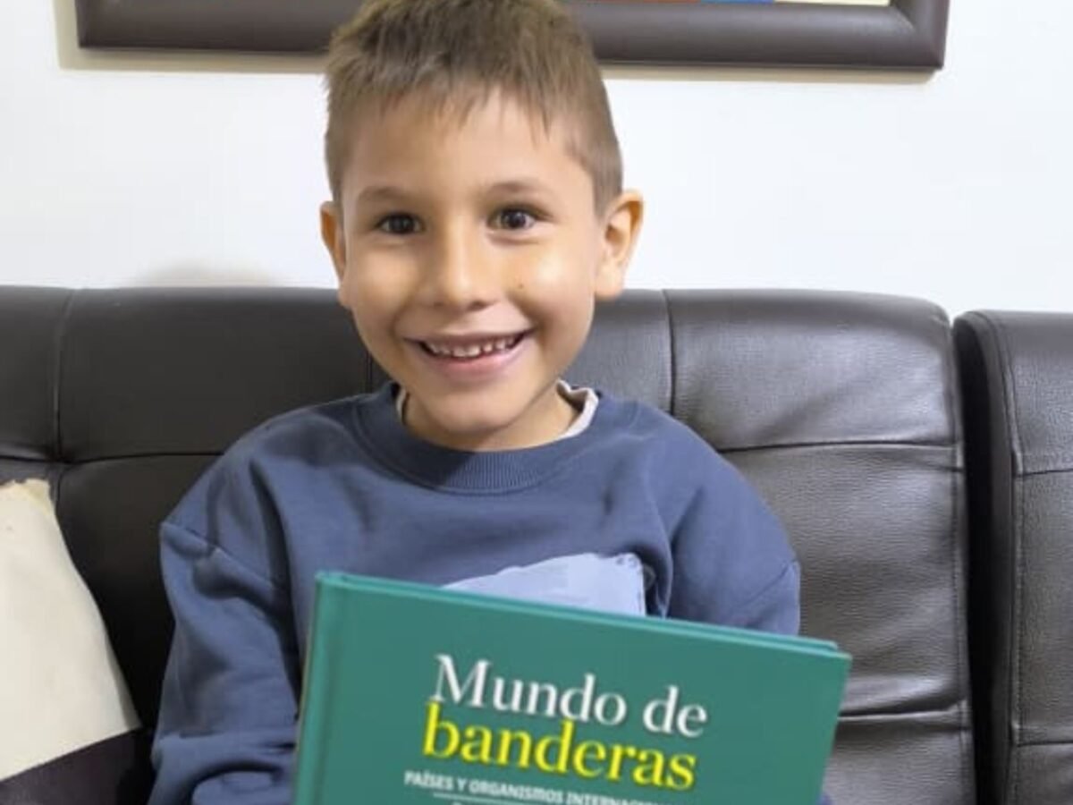 Mateo Pérez, el niño venezolano de 7 años que ganó medalla de plata en la Olimpiada Internacional de Geometría 2025