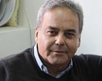 Image default