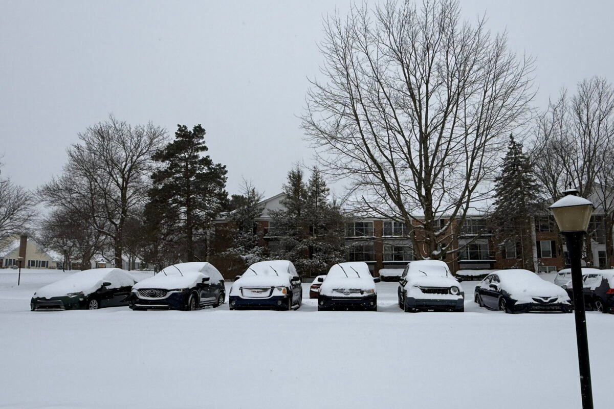 En imágenes: la tormenta invernal que dejó varios muertos y más de un millón de hogares sin electricidad en EE UU