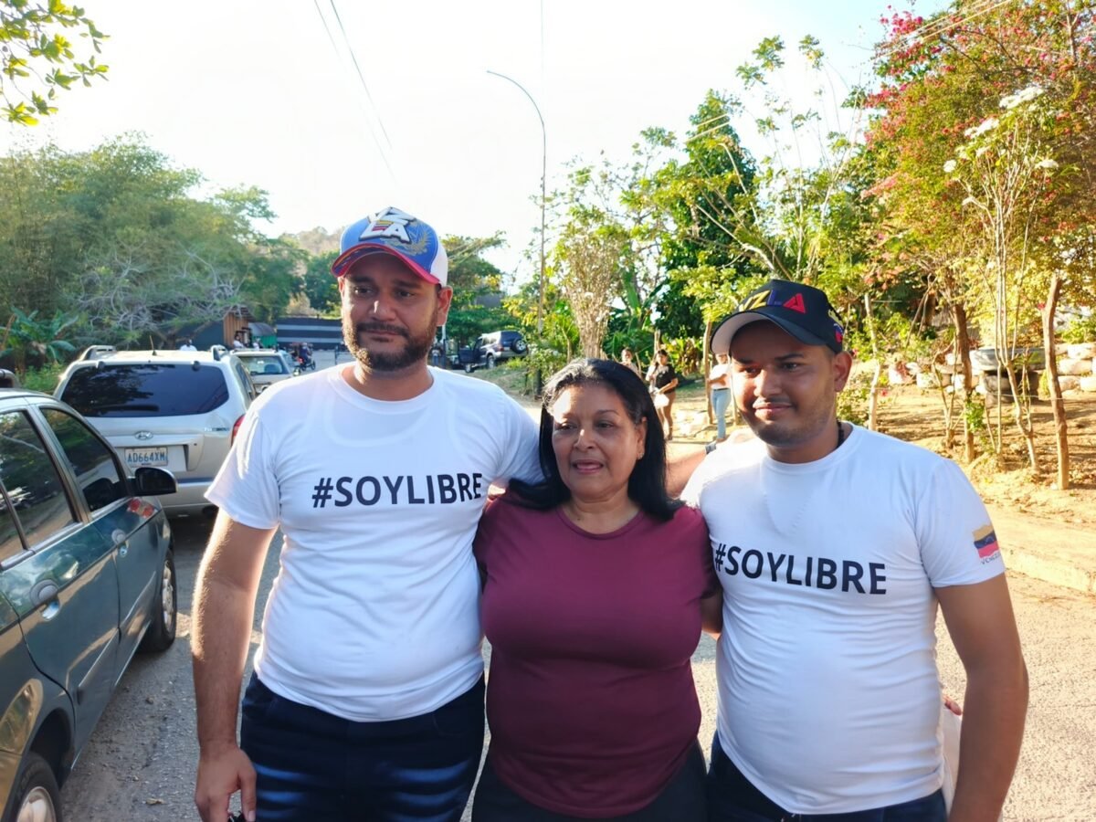 En imágenes: así se vivió el regreso a la libertad de decenas de presos políticos el fin de semana