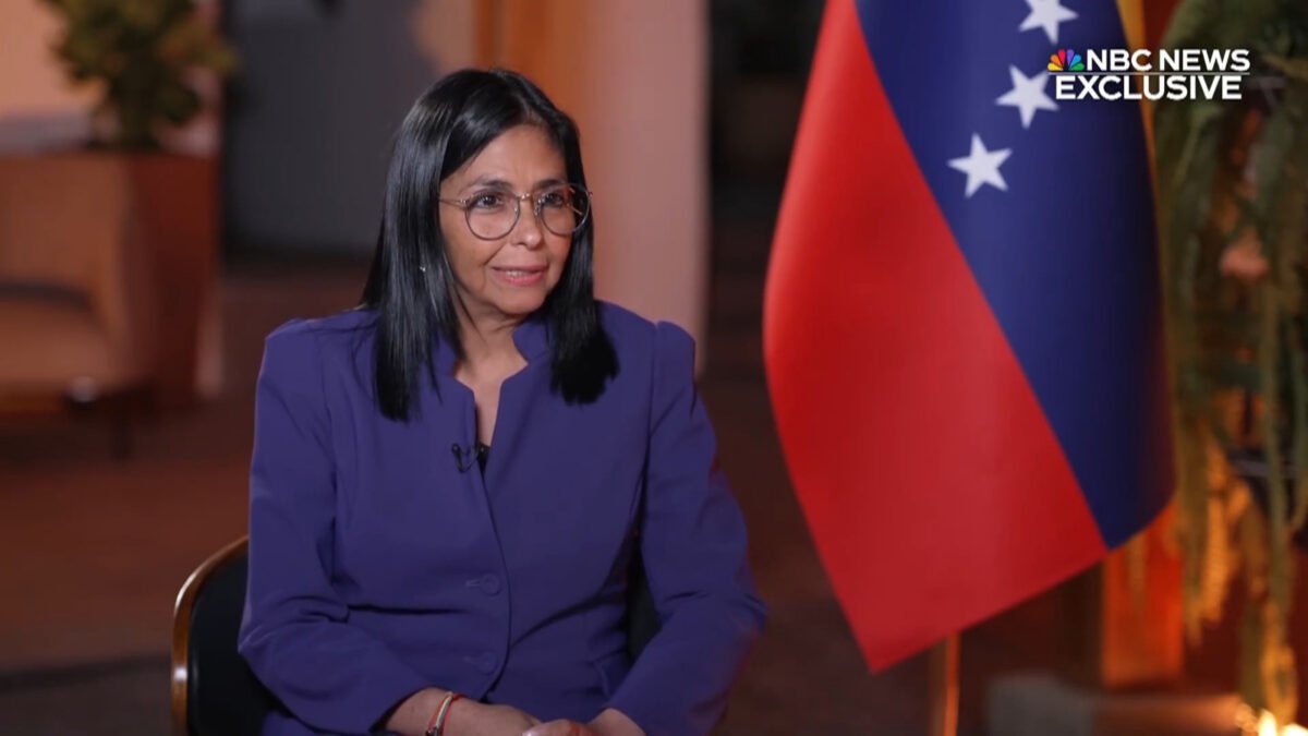 Delcy Rodríguez dice que habrá elecciones “libres y justas” en Venezuela pero no da plazos