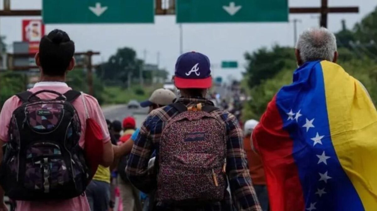 Venezolanos que retornaron al país tras emigrar por la crisis: “A pesar del caos, se siente bien estar de regreso”