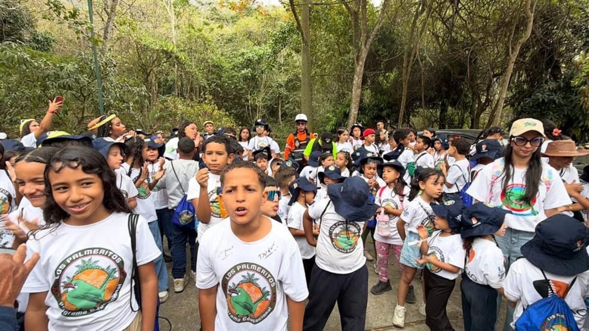 Palmeros de Chacao descendieron del Ávila para el Domingo de Ramos