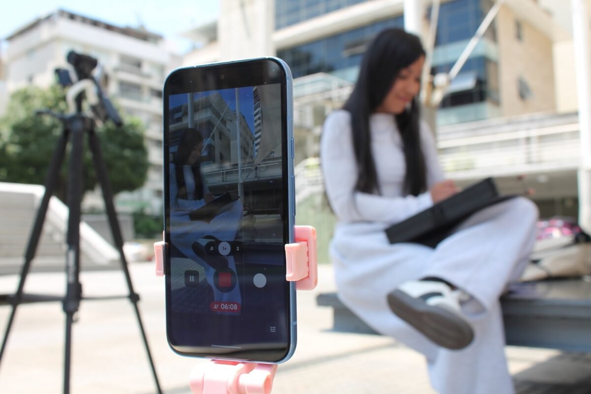 Alejandra Cedeño y su misión de sanar con arte las cicatrices de la ciudad