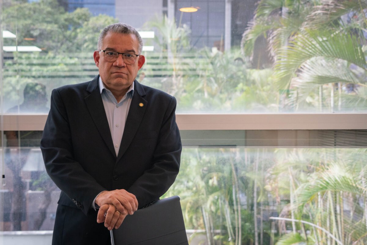 Enrique Márquez: “Creo que las elecciones tenemos que ganárnoslas”