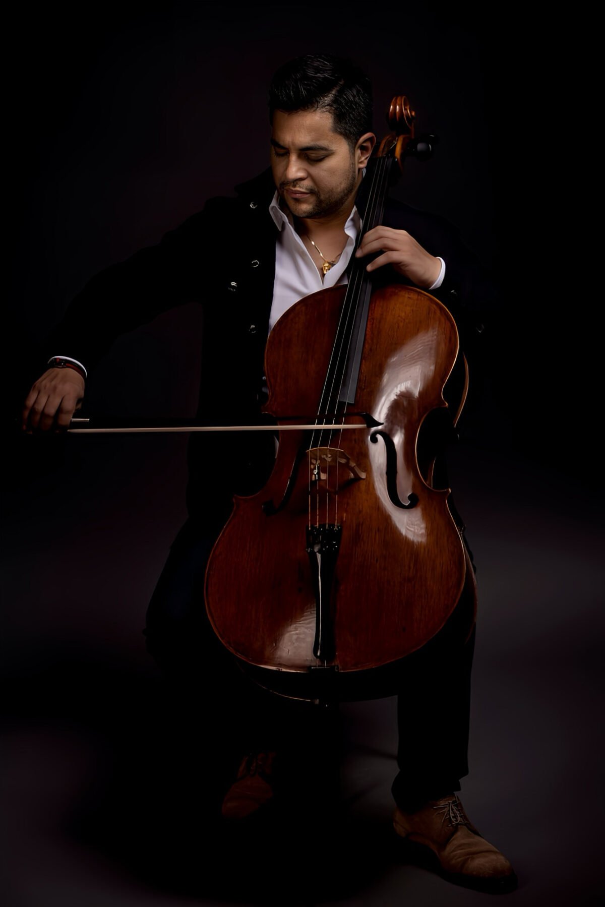 La historia del violonchelista venezolano Gregorio Nieto y su grabación maratónica con la London Symphony Orchestra