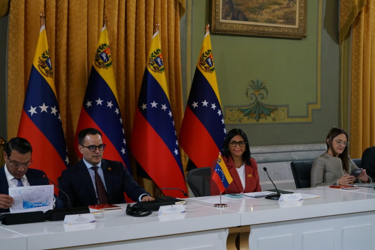 Cuando el periodismo independiente volvió a insistir en las puertas de Miraflores
