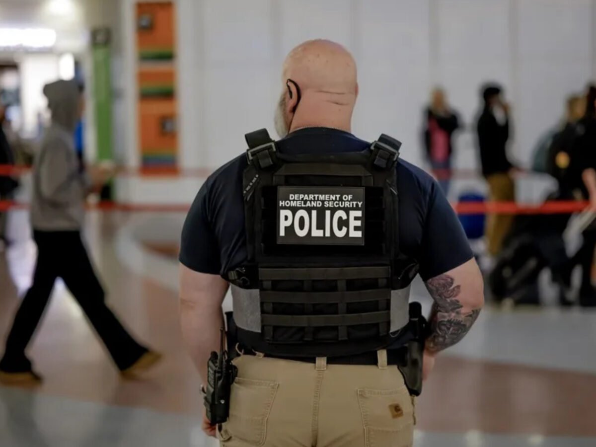Trump anunció que agentes de ICE estarán en los aeropuertos por escasez de empleados del TSA: ¿qué implica la medida?