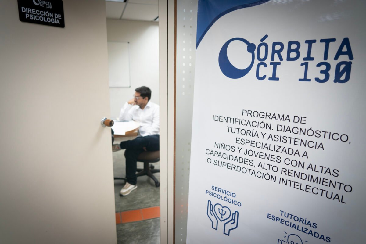 El ingenio de los padres venezolanos para potenciar el talento de niños con altas capacidades