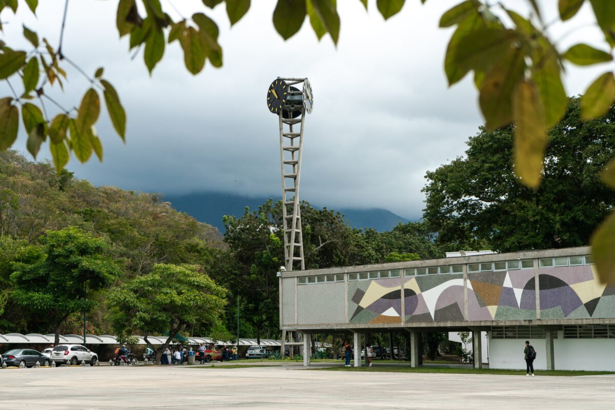 La UCV abrió la convocatoria Simadi 2026: estos son los pasos para registrarse La UCV será sede del Encuentro Nacional de Jóvenes "Sin Fronteras" el 22 y 23 de mayo