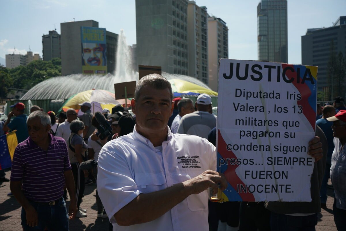 En imágenes: trabajadores se movilizan hacia Miraflores para exigir mejores salarios