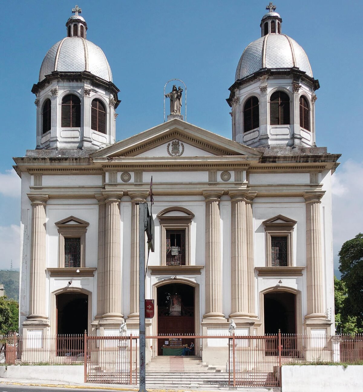 ¿Cuáles son los templos más famosos de Caracas para recorrer en Semana Santa?