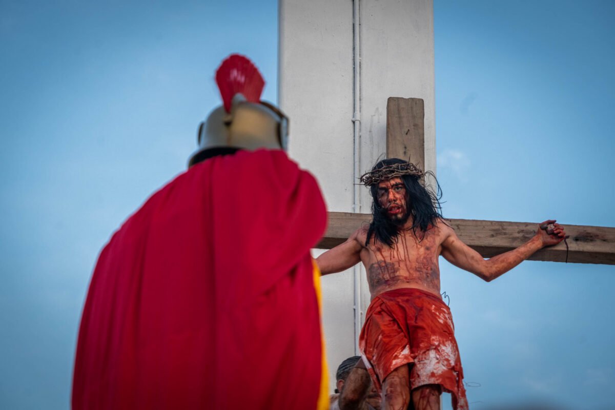 Viacrucis en Petare: una pasión que llega a las puertas del cielo