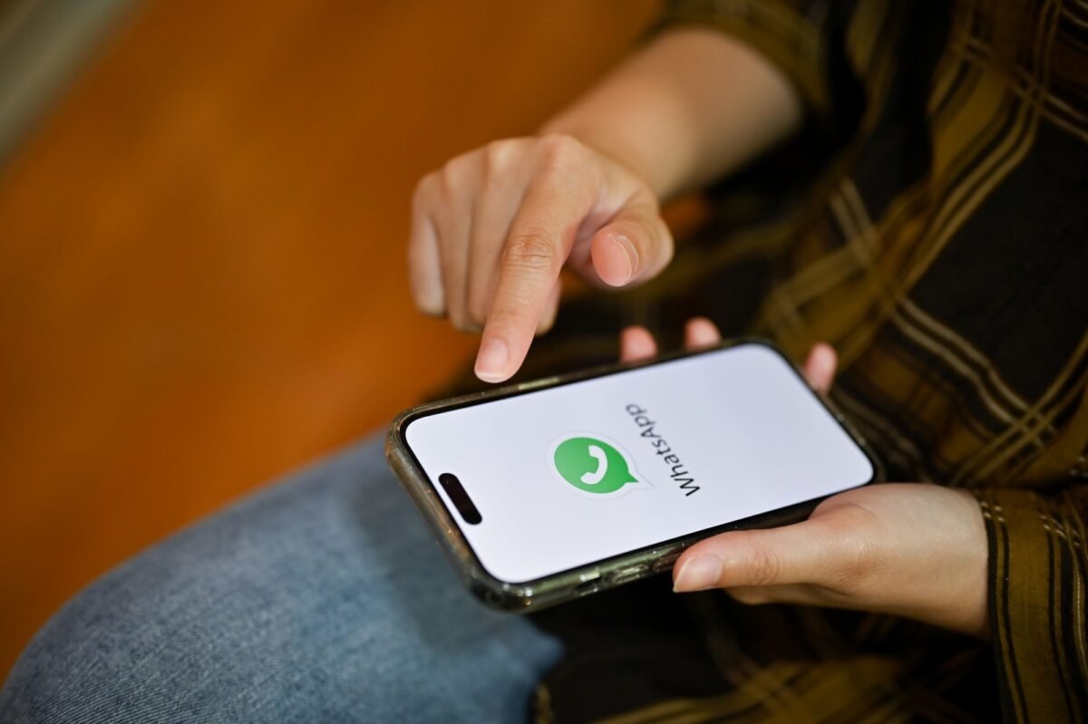 Espacio Público denunció condena de 30 años de prisión para doctora por hacer críticas sobre el gobierno en WhatsApp  WhatsApp anunció que comenzará a incluir anuncios y suscripciones en la app