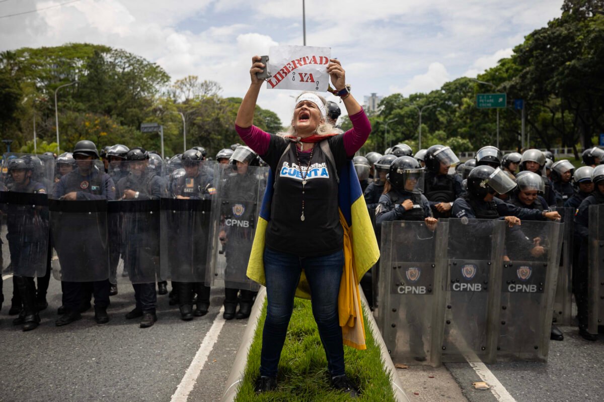 Estudiantes y activistas exigieron justicia por la muerte de Víctor Quero