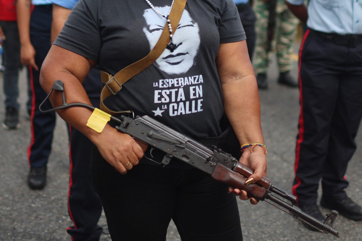 Delcy Rodríguez avanza en el cambio de imagen de su gobierno sin reformas de fondo Provea califica de “ejecución sumaria” los ataques de EE UU en el Caribe