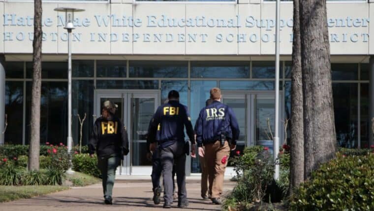 FBI busca a pareja presuntamente involucrada en el secuestro de migrantes en EE UU