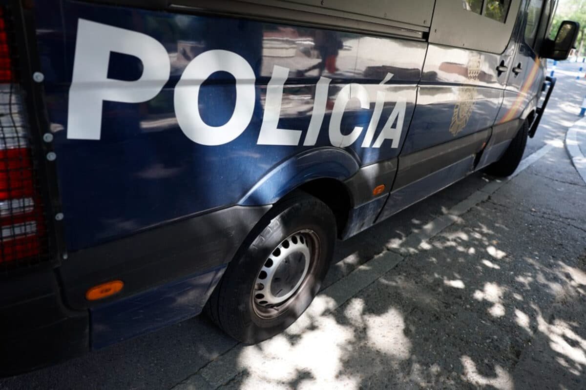 Detuvieron a miembros de red en España que estafaba a latinoamericanos con la promesa de jugar fútbol profesional